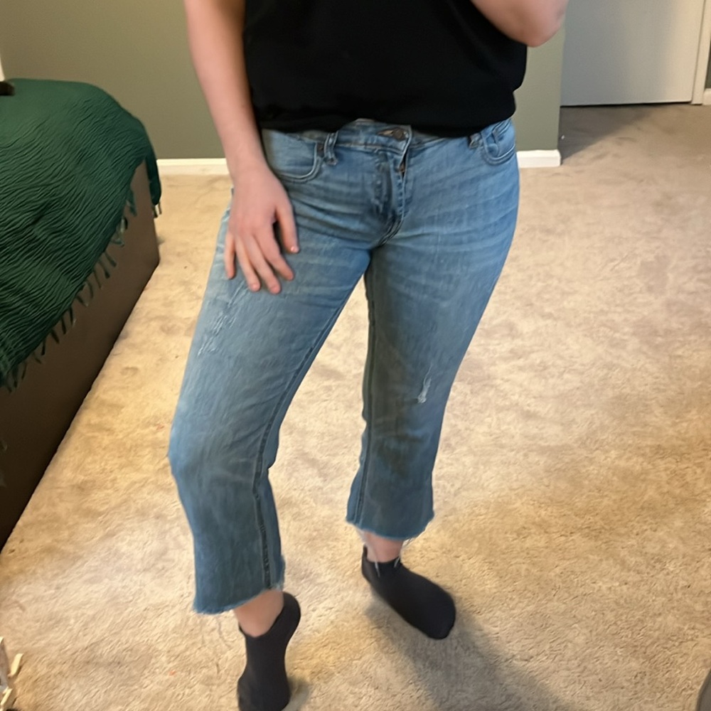 Old navy flare mid rise cut off jeans size 6